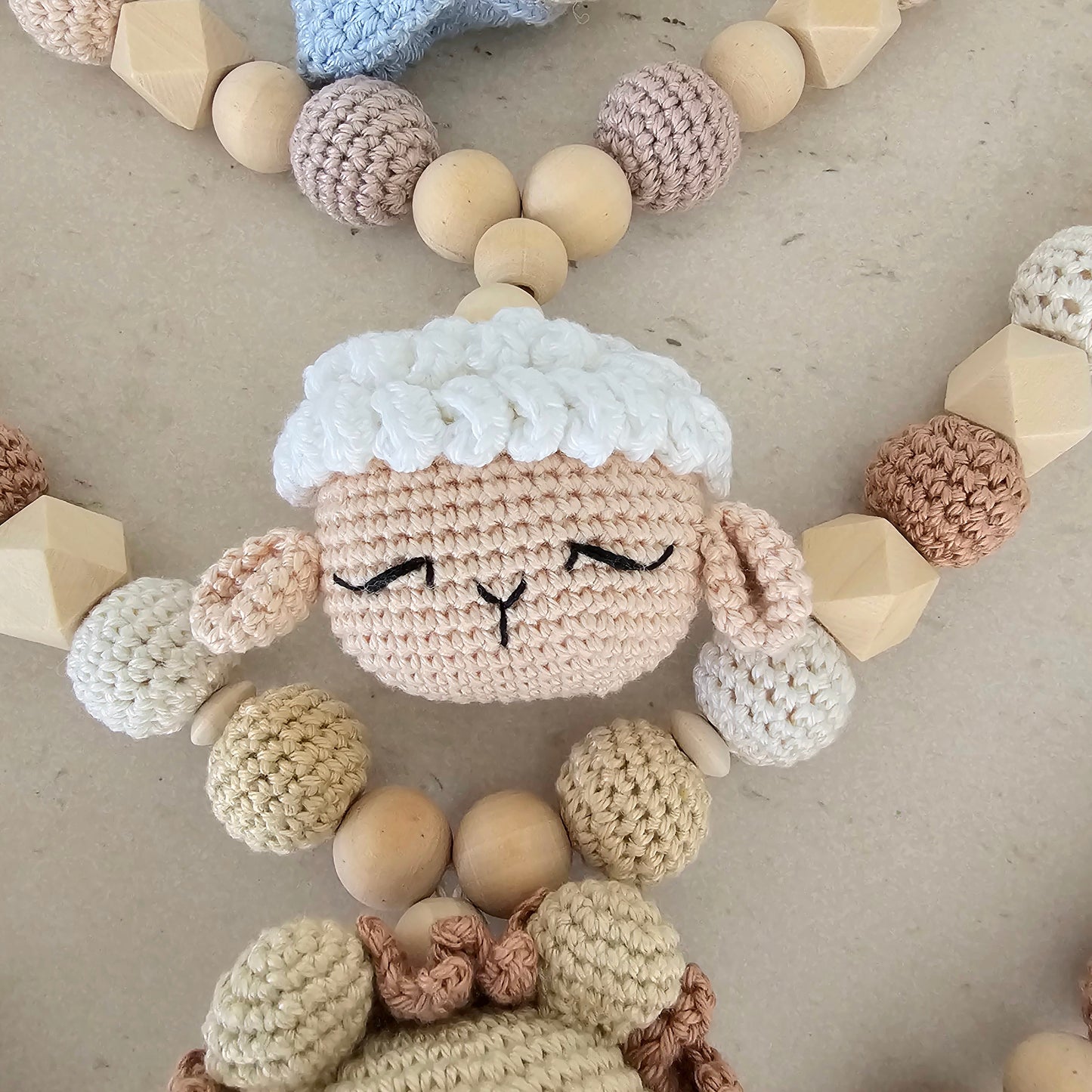 Kinderwagenkette Basic kleines Schaf weiss/beige