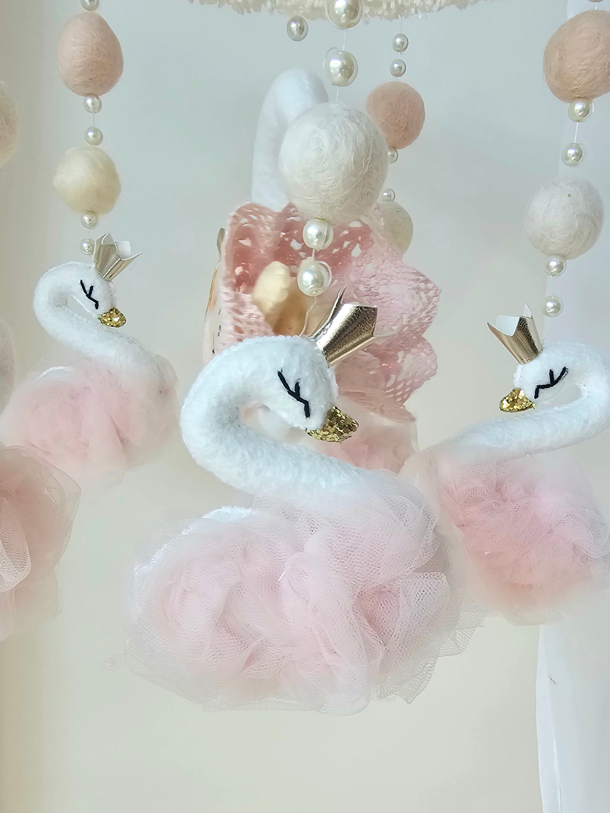 Baby Mobile Flower Pouffy Püppchen