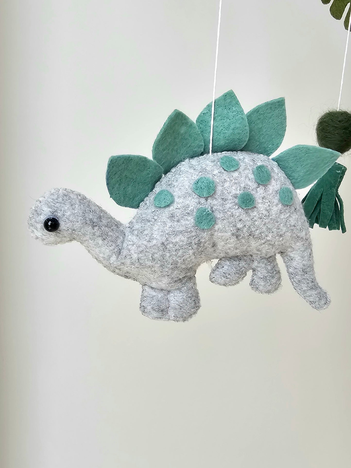 Baby Mobile Dinosaurier mit Vulkan