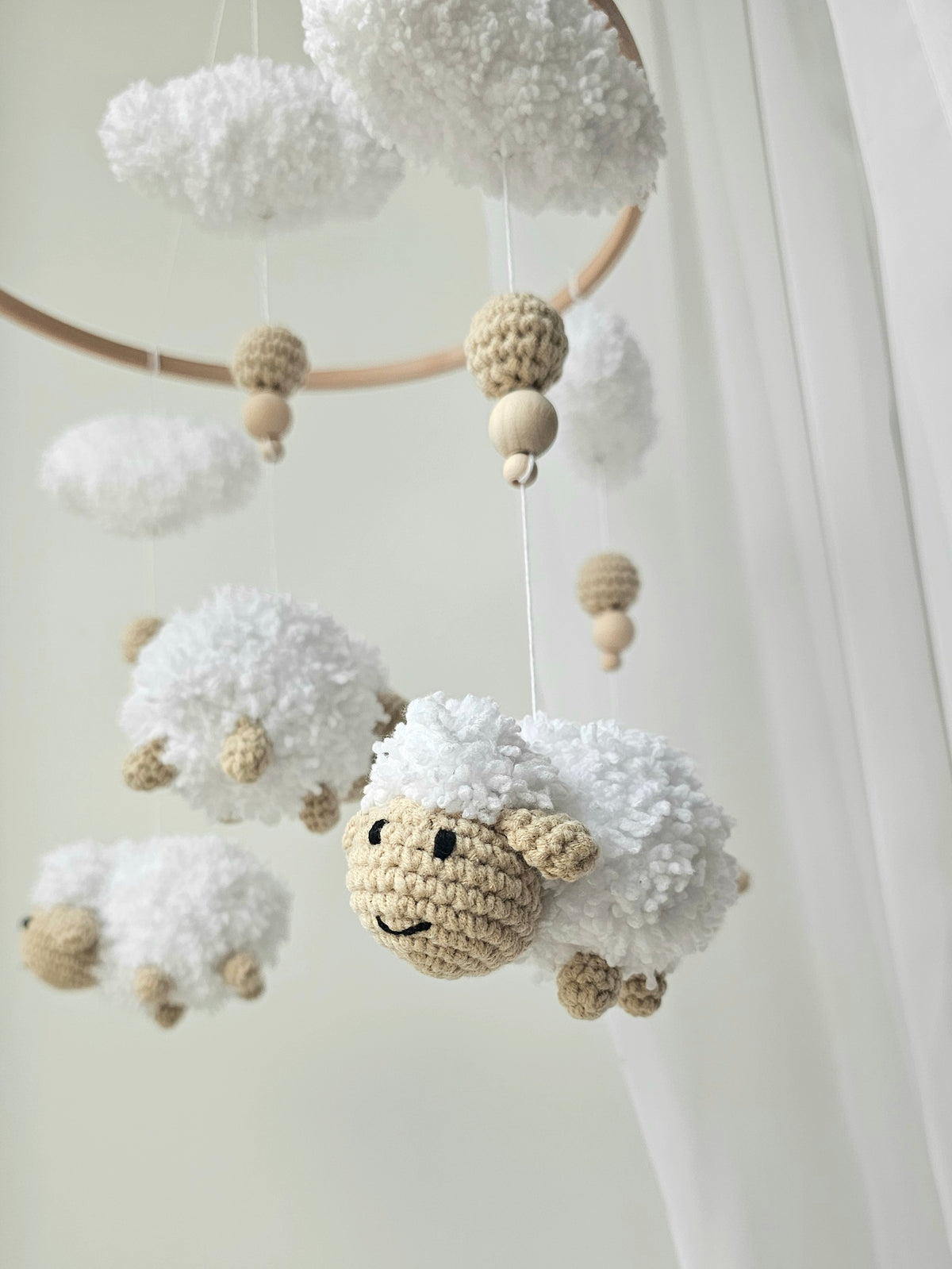 Baby Mobile tanzende Schäfchen