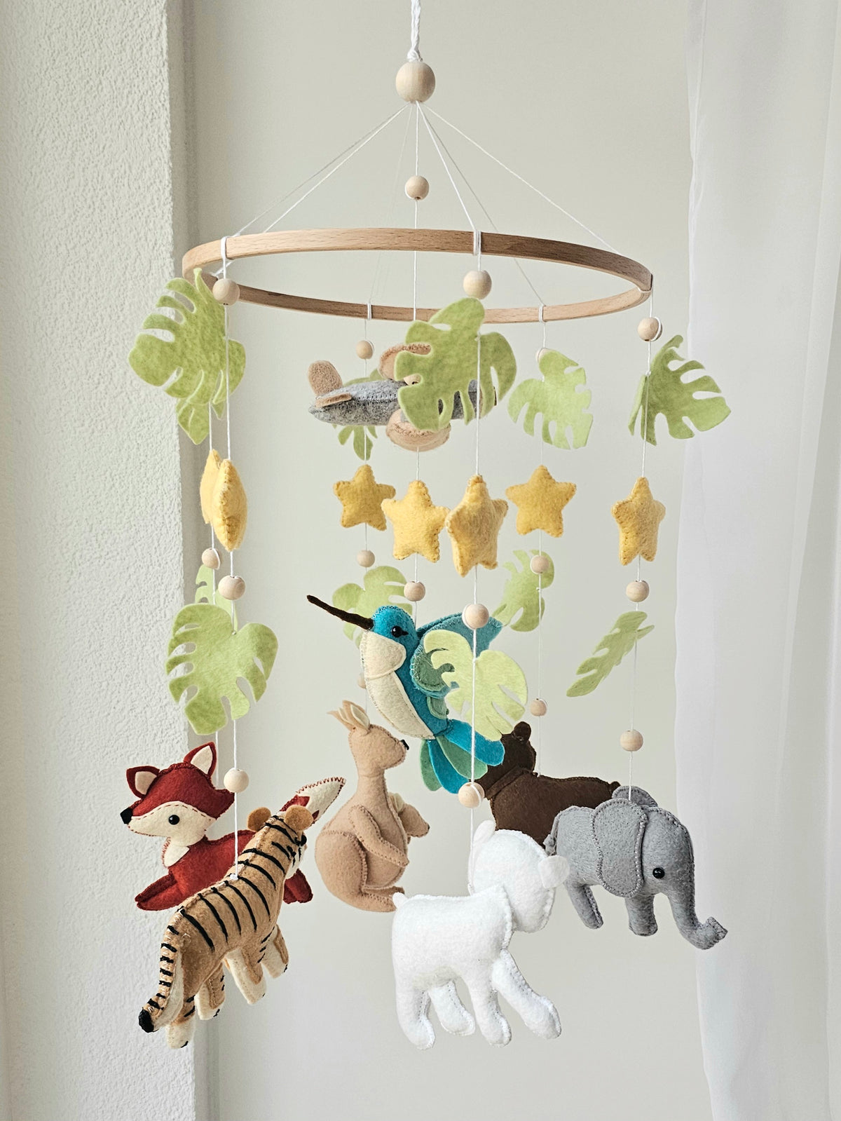 Baby Mobile World Animals