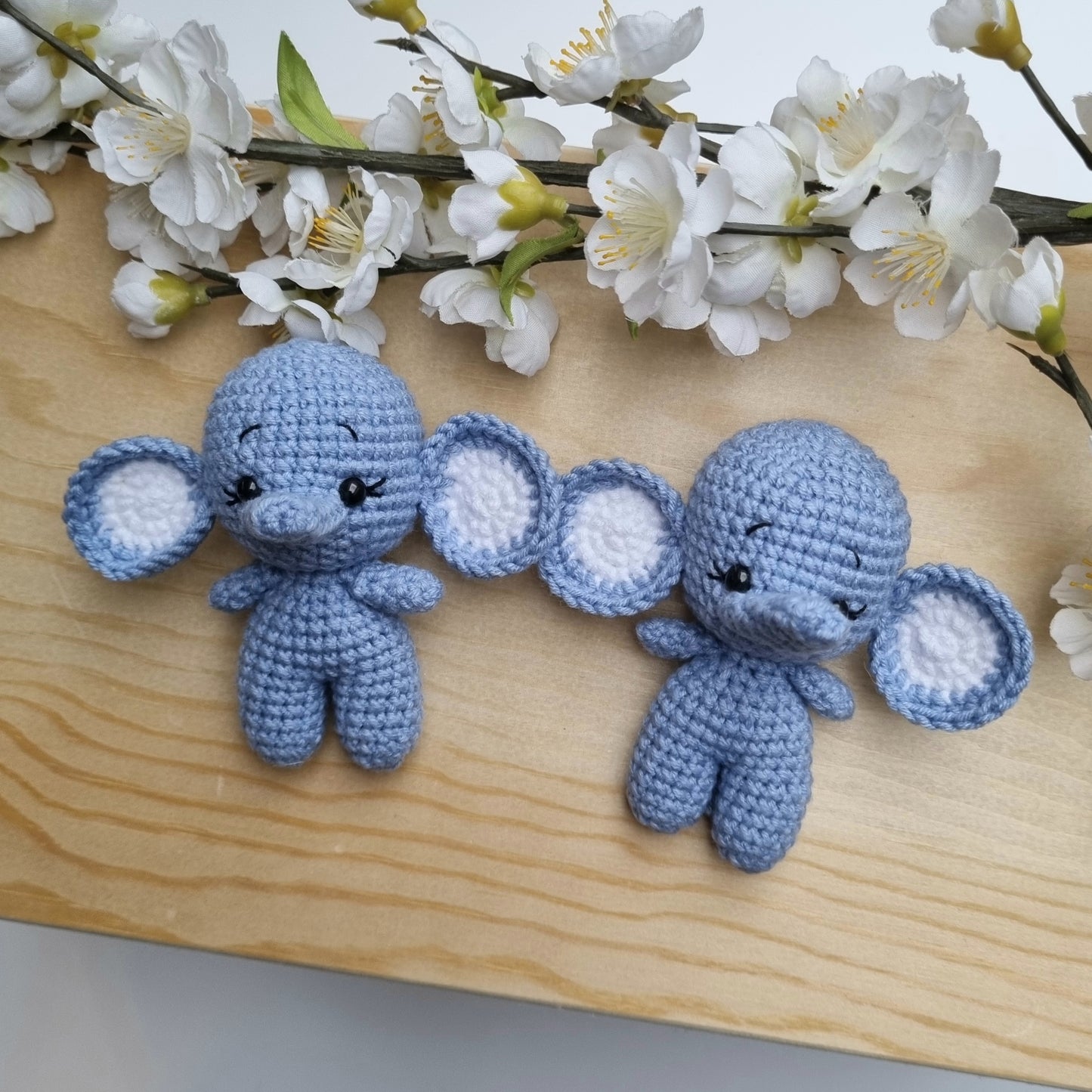 Crochet Mini Elefant